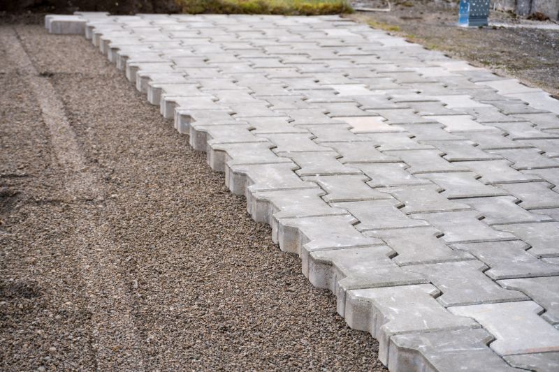 How Paver Driveways Handle Heavy Vehicle Traffic